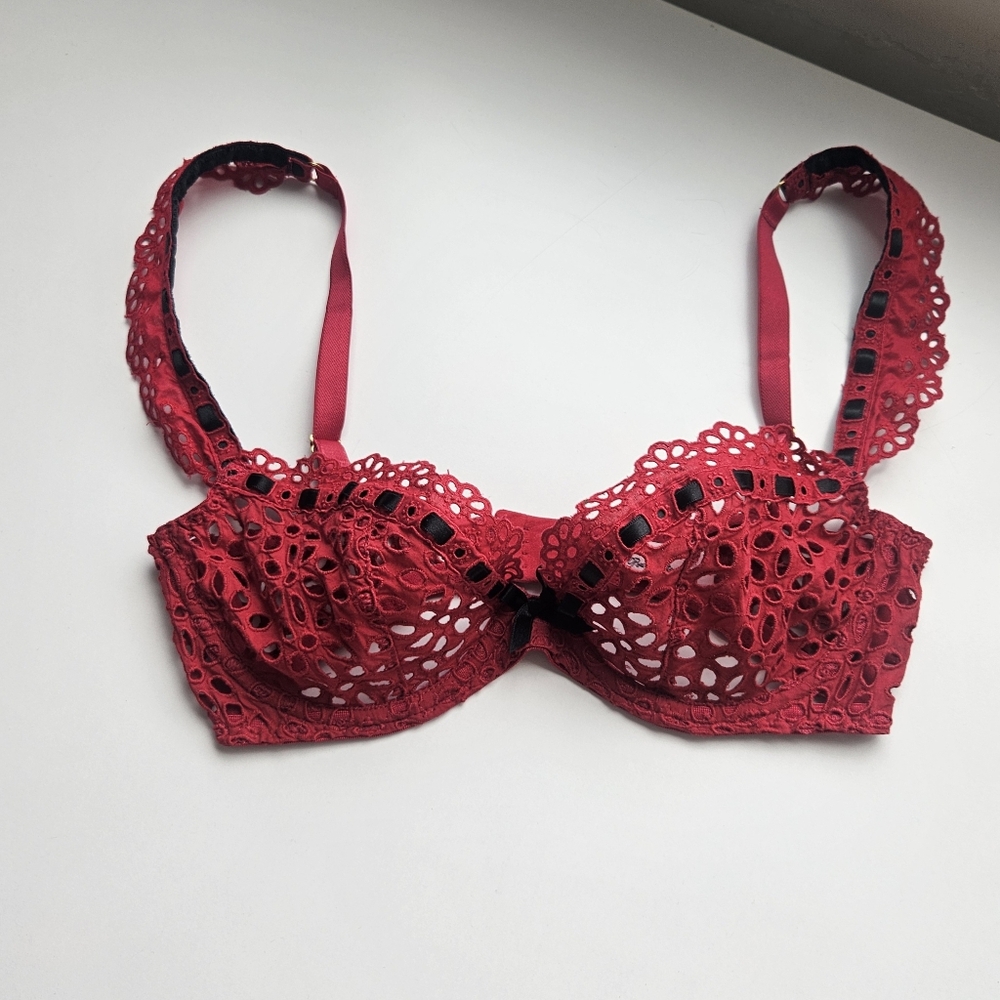Agent Provocateur Jacqualine Red Ruffled Strap Cotton Crochet Demi Bra